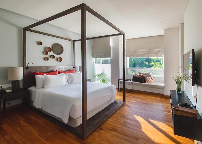 Hu'u * Seminyak (Bali)