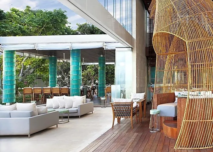 Hu'u Villa *