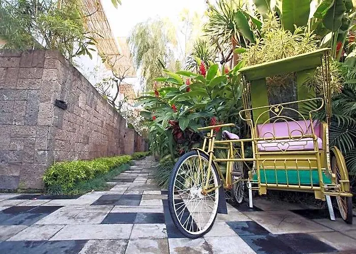 Hu'u Seminyak