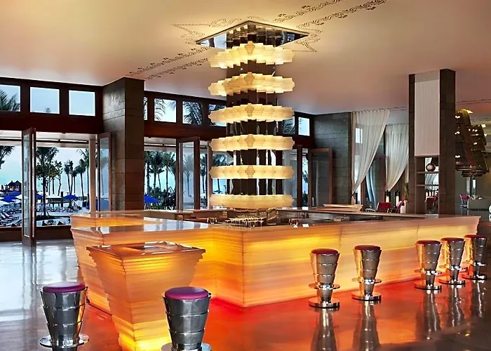 Hu'u * Seminyak (Bali)