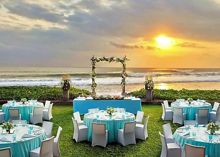 Hu'u * Seminyak (Bali)